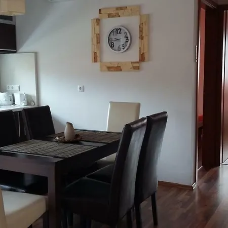 Two-bedroom In I *