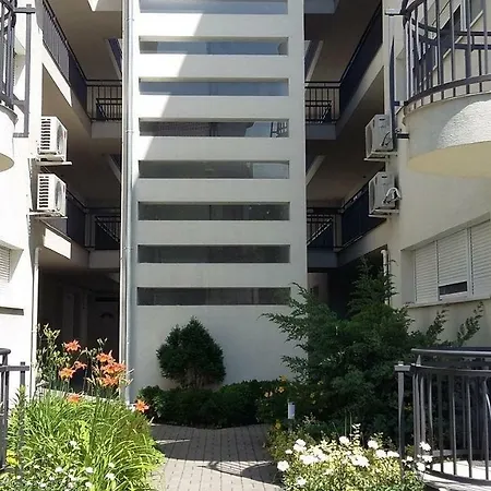 Two-bedroom In I *